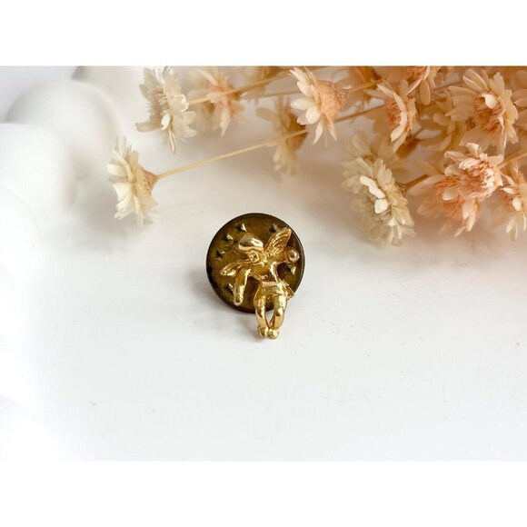 Teeny Tiny Cherub Gold T Angel Figural Vintage Religious | Catholic Lapel Pin - Picture 8 of 8